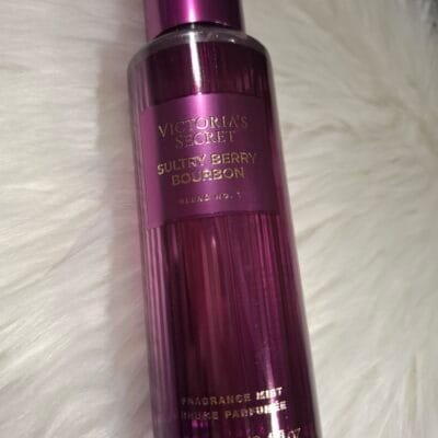 Victoriaˋs Secret Sultry berry Bourbon