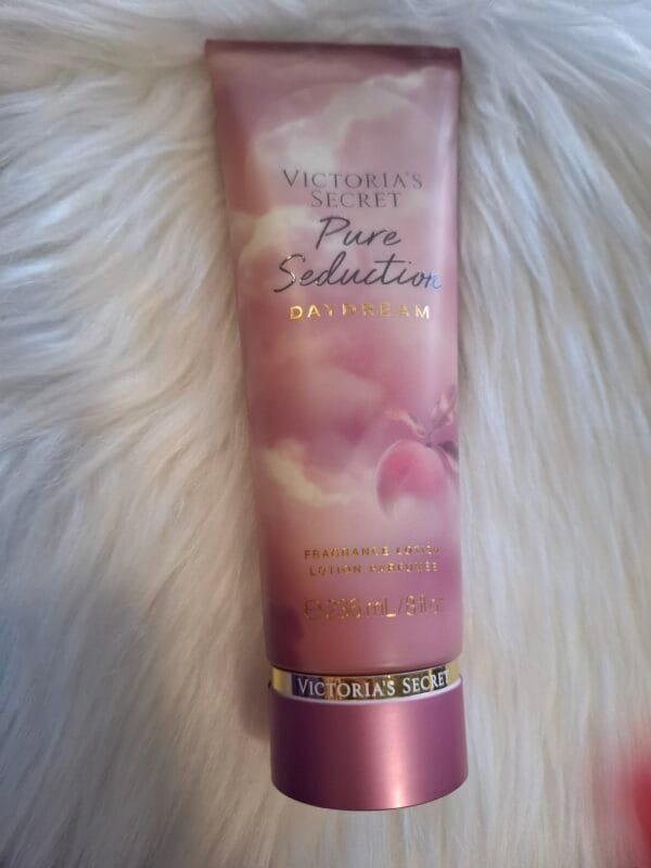 Victoriaˋs Secret Loção Perfumada Pure Seduction Daydream