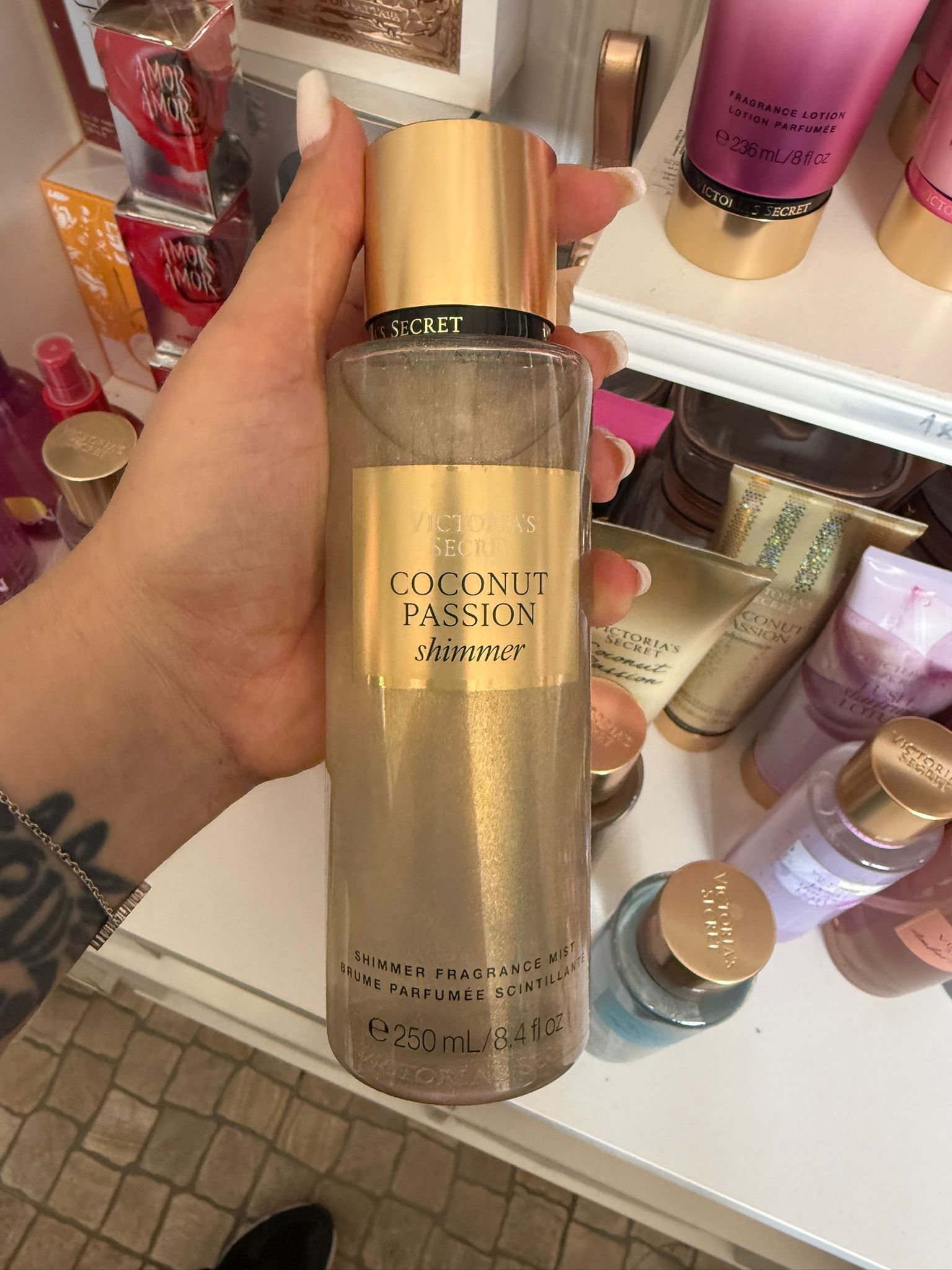VS Coconut Shimmer - Image 1