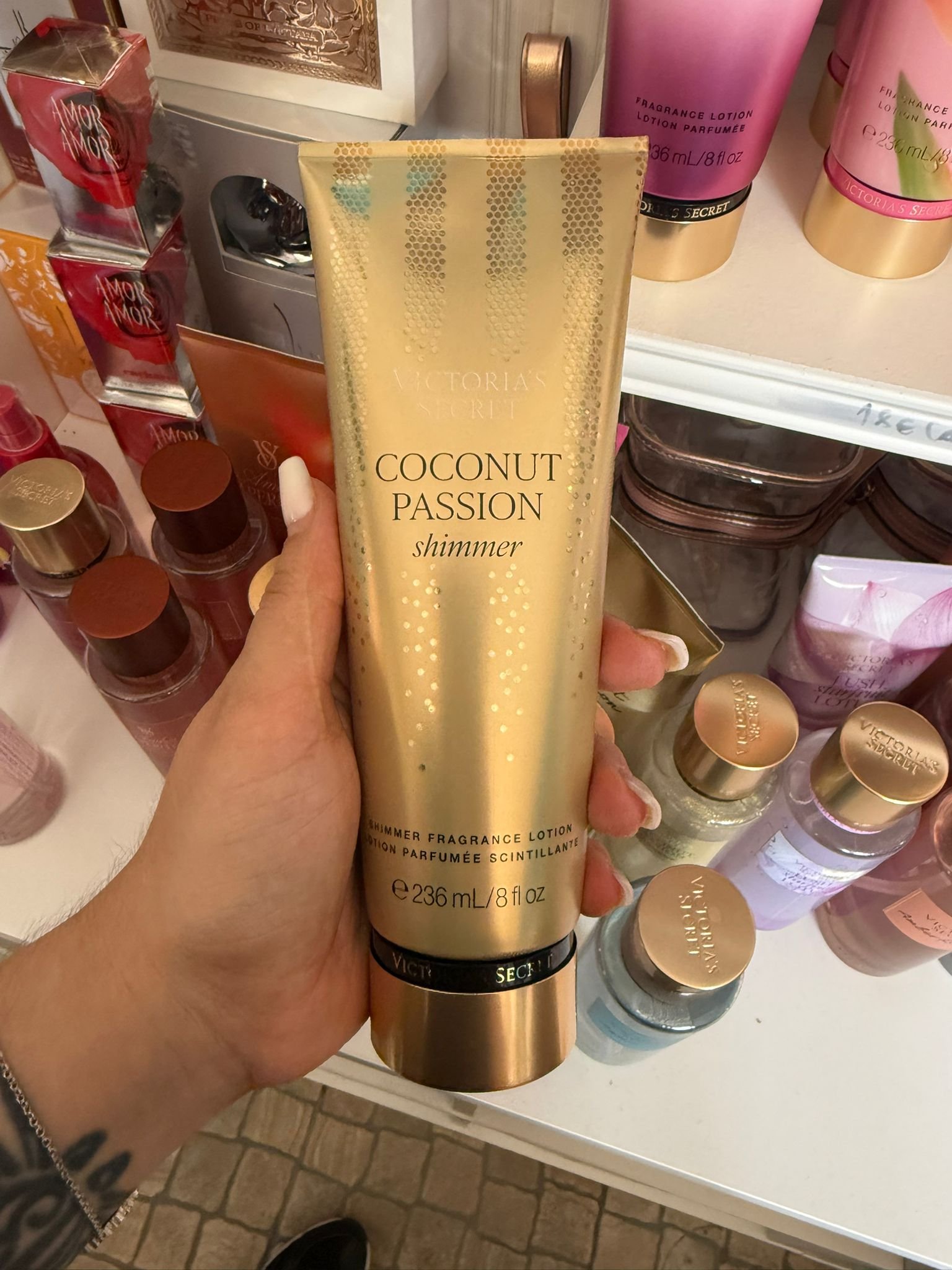 VS Coconut Shimmer - Image 2