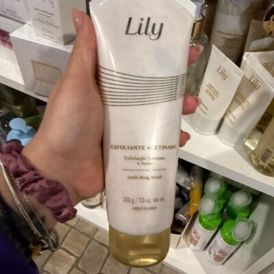 Esfoliante Hidratante Acetinado Lily, 200g