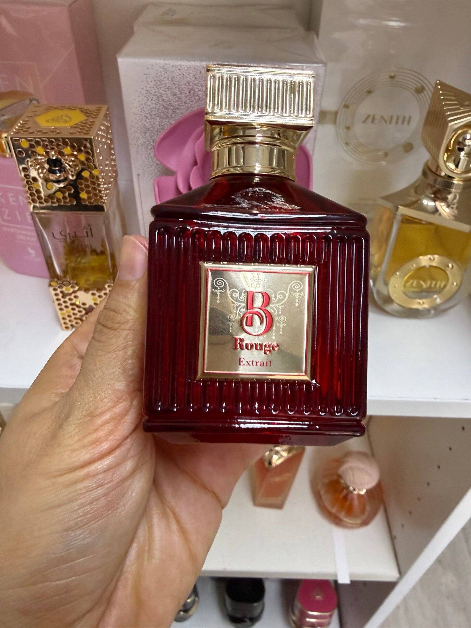 B Rouge ExtraiT - Image 1